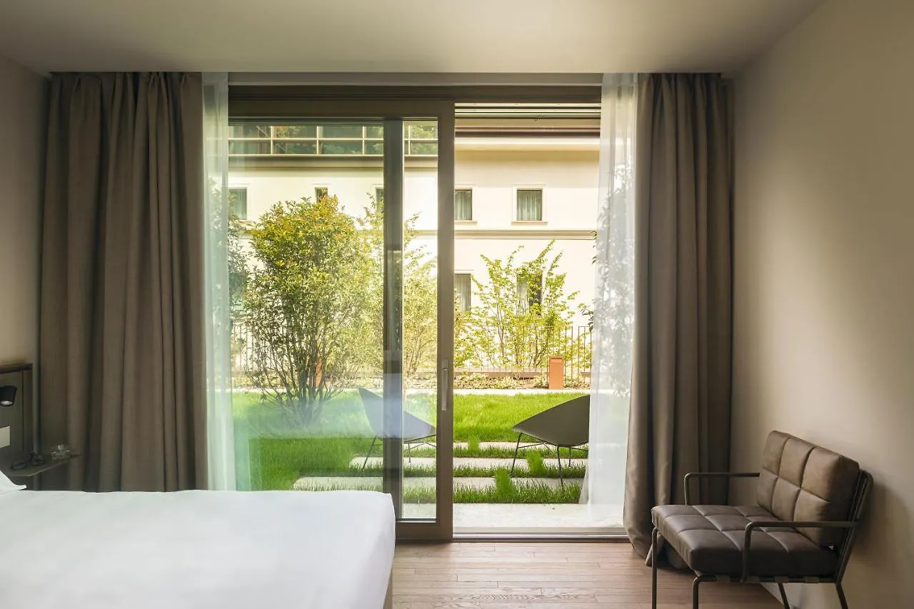 ****  Hotel Promessi Sposi Italy