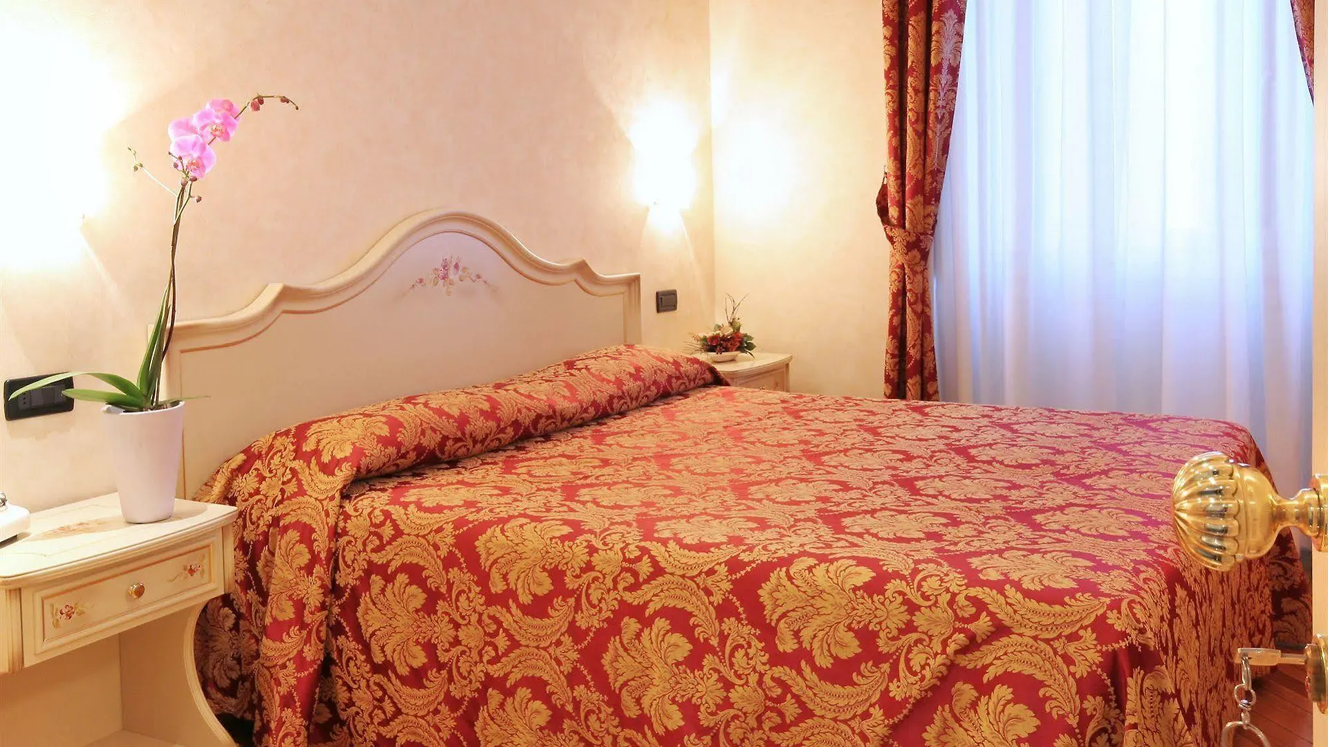 Hotel Promessi Sposi